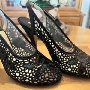 FERRAGAMO CREATIONS - BLACK SILK Lace SLINGBACKS - Limited Edition - NIB size 7